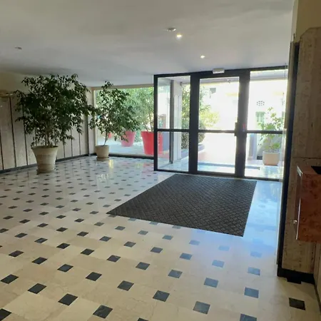 Avec Piscine Le Palace Centre Perpignan